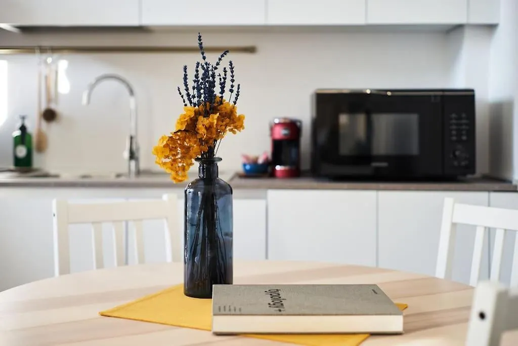La Maison Blue, Between Portello-Fiera-Mico-Citylife Milan Apartment
